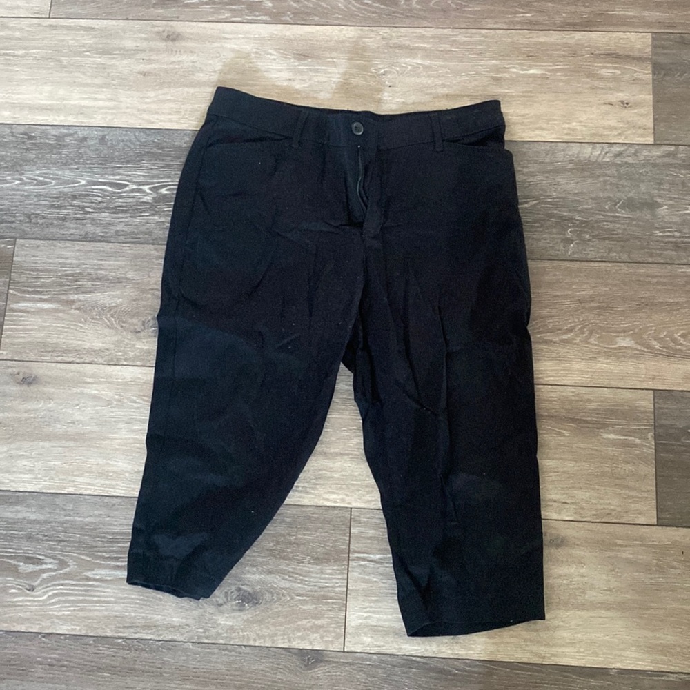 Black Capri Pants